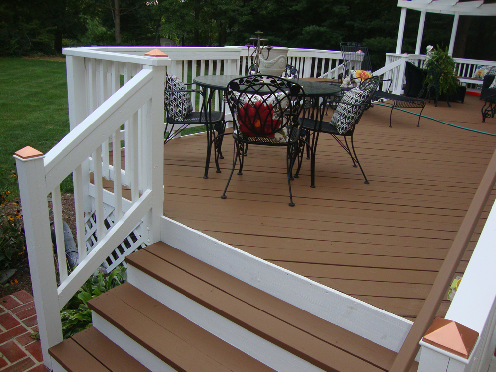 Deck Wolnat & White